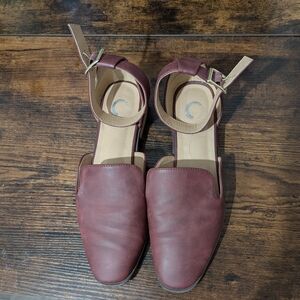 Women's Journee Collection Loreta Flats Burgundy Shoes